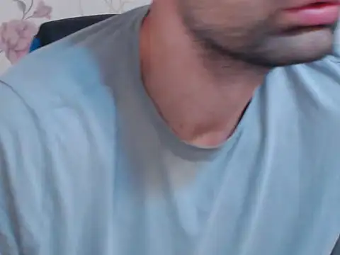 Leo_1617 live sex cam