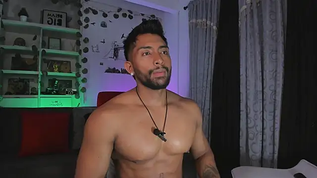 ryanboy30 live sex cam