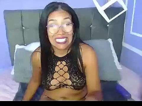 osyrismartina's cam snapshot