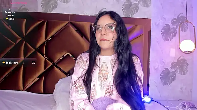 Chloe-Jones1's cam snapshot