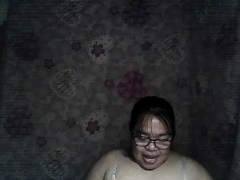 cris_tita's cam snapshot