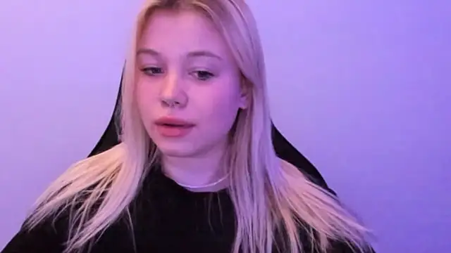 Lulu_Di's cam snapshot