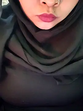 Indian-Nazia live sex cam