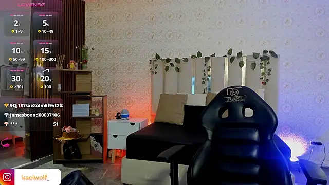 kaelwolf_tay live sex cam