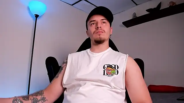 james_connor2 live sex cam