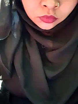 Indian-Nazia's cam snapshot