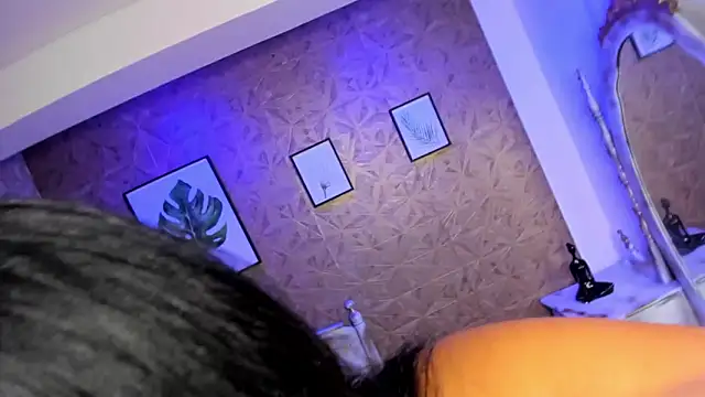 Sara_clk's cam snapshot