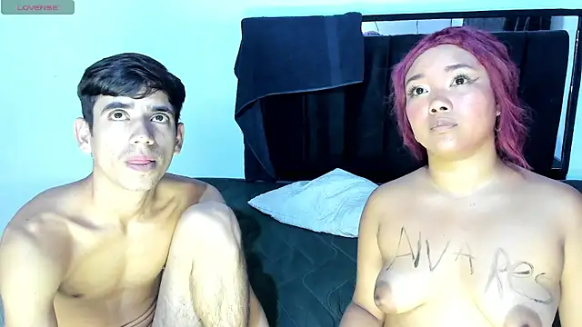 Sweet_couple79's cam snapshot