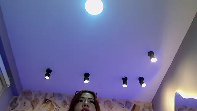 EmilyReddoll's cam snapshot