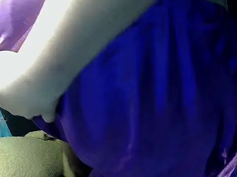 Hot_aya0516's cam snapshot