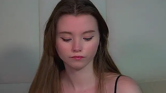 KeiraAsti's cam snapshot