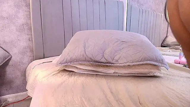 karla-ruiz's cam snapshot