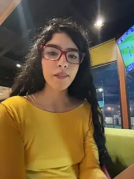 dani_bela's cam snapshot