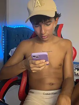 Leonarrrd_01 live sex cam