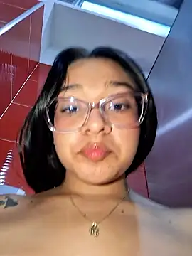 -VICKKY's cam snapshot