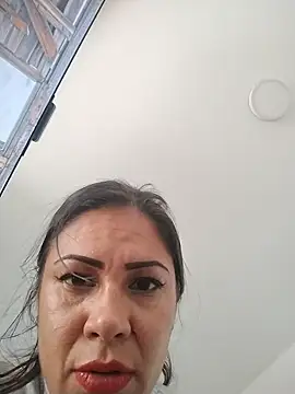 KittyHoleshot87 live sex cam