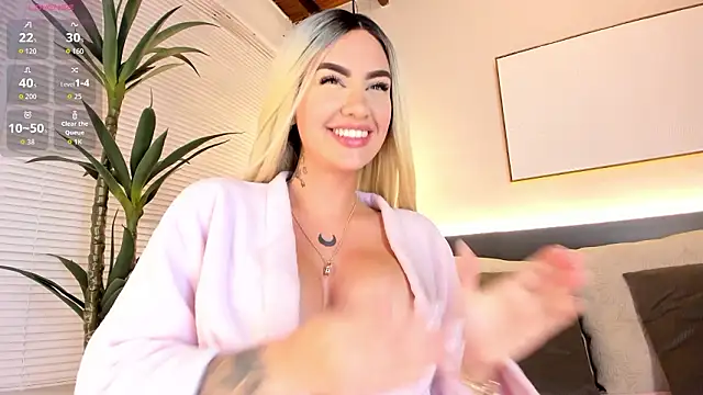 StacyRigel's cam snapshot