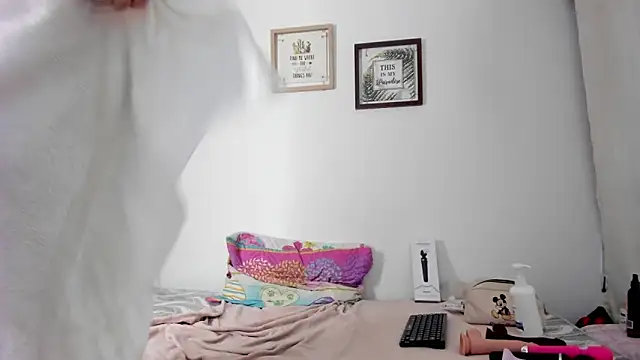 selena_jhonson's cam snapshot