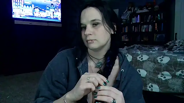 CherryWilde live sex cam