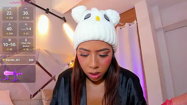 karlaa_megan's cam snapshot