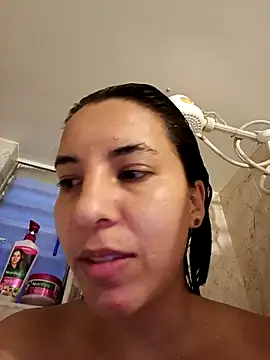 Bonny_Klote live sex cam