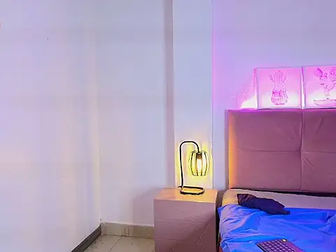 CamiilaReyes's cam snapshot