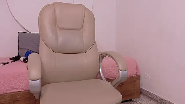 KaelSwitch's cam snapshot