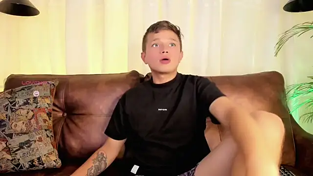 Tim_wolf live sex cam