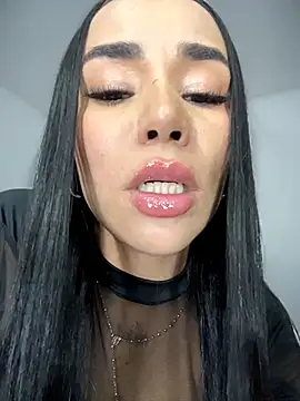 Naatalia live sex cam