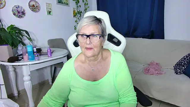 Selenna57's cam snapshot