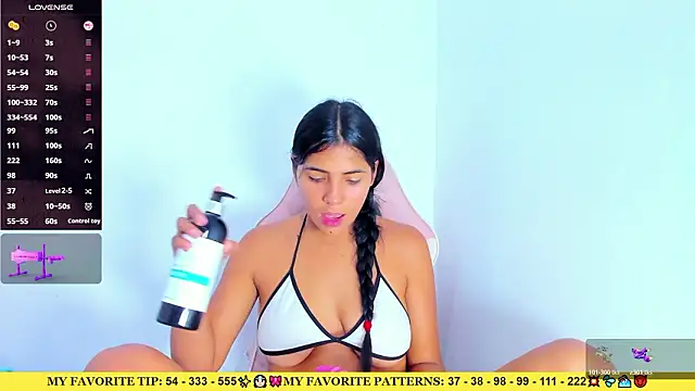 AriannaLewiis's cam snapshot