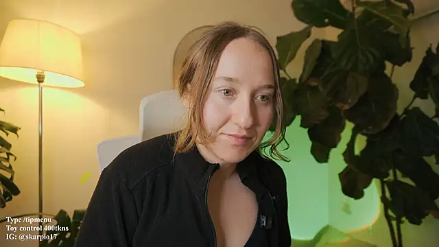 Scarlett_NoirMuse live sex cam