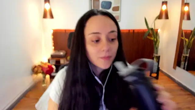 KatherineBond's cam snapshot