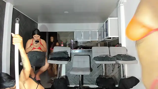 Zoe-Williams live sex cam