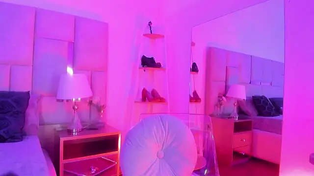 Violett_Sinclair's cam snapshot