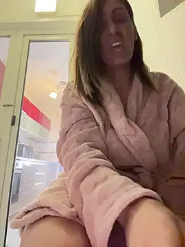 DivineAmely's cam snapshot