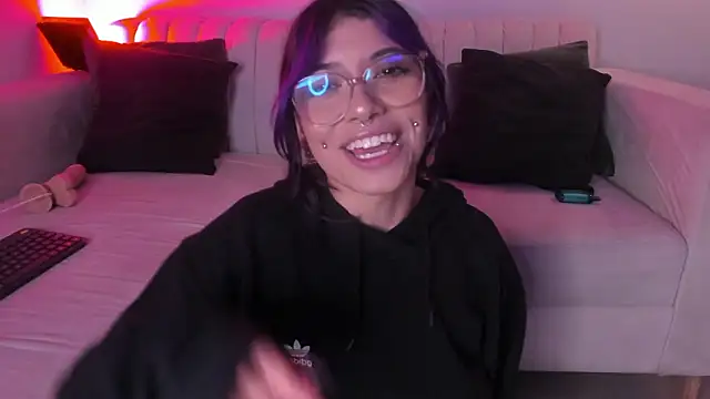 Violetta_Nur's cam snapshot