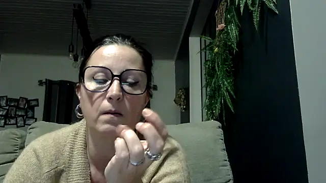 feline27's cam snapshot