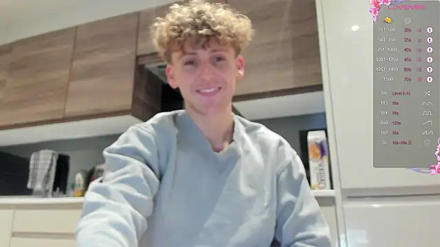 DominantAlex18 live sex cam