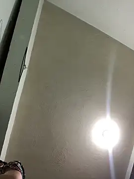 Andy12912 live sex cam