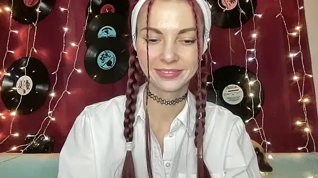 Musicalgirl's cam snapshot