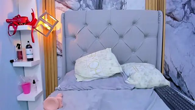 KORINASANTOS's cam snapshot