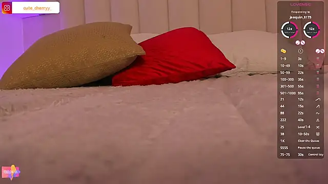 cute__cherry_'s cam snapshot