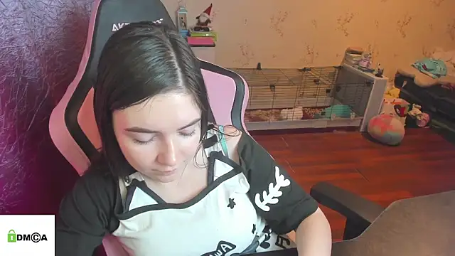 Crazy_forest_fairy's cam snapshot