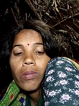 Cutsedi3's cam snapshot