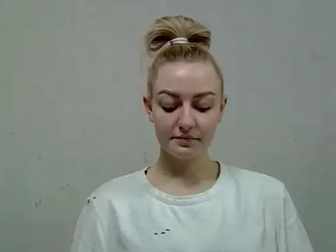 KelGrov2's cam snapshot