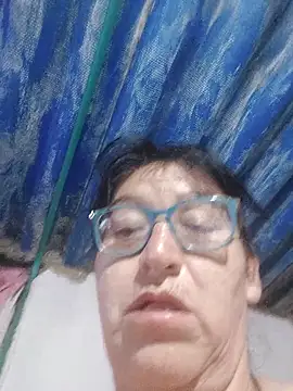 clarita_01's cam snapshot