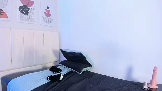 Elizabetth_Benz's cam snapshot