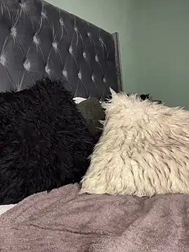 Hot_Mess18 live sex cam