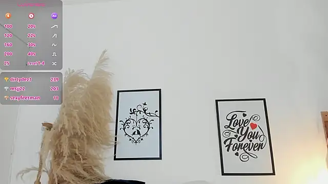 mia_lourence's cam snapshot